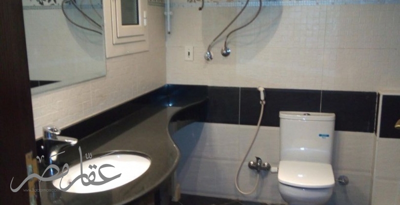 شقة بحديقة خاصة بارقى مناطق السادس من اكتوبر