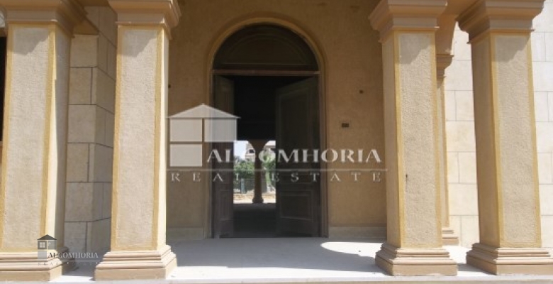 Villa 783.00 for sale M2 in Cairo, Tagamoa El Khames