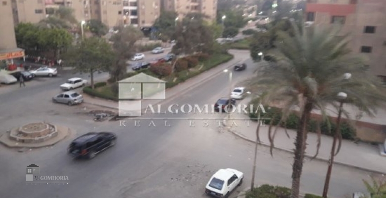Unfurnished Building for rent 340.00 M2 in Cairo, Maadi