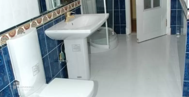 Unfurnished Apartment for rent 320.00 M2 in Cairo, Maadi