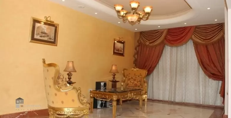 Unfurnished Apartment for rent 320.00 M2 in Cairo, Maadi