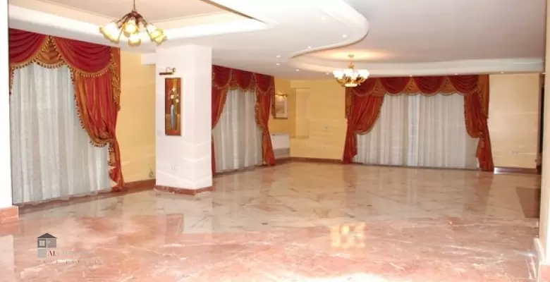 Unfurnished Apartment for rent 320.00 M2 in Cairo, Maadi