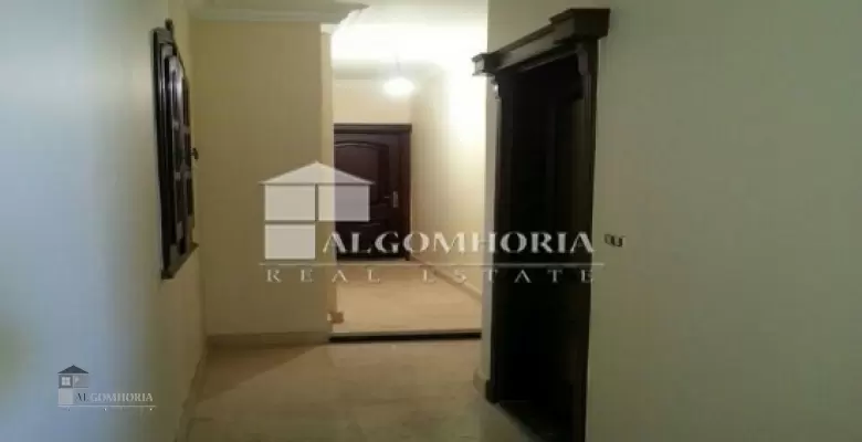 Duplex 440.00 for sale M2 in Cairo, Tagamoa El Khames