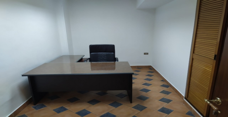 مكتب للايجار بالزمالك