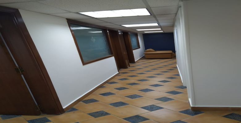 مكتب للايجار بالزمالك