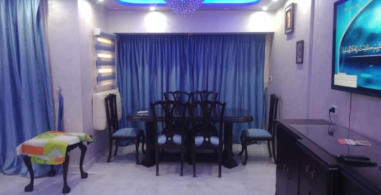 شقه للايجار بحي راقي بالعجوزه