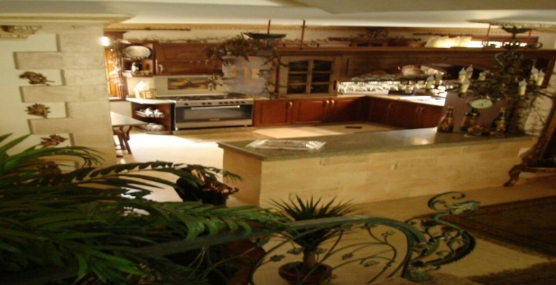 من المالك مباشره