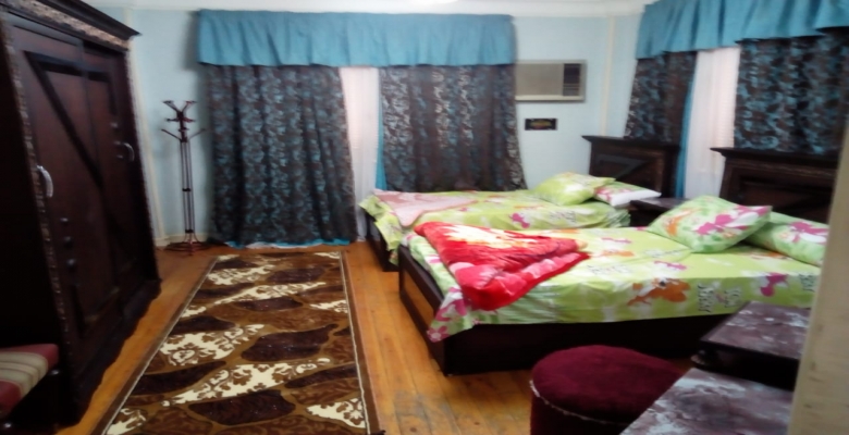 شقه مفروشه للايجار بحي راقي ف الدقي