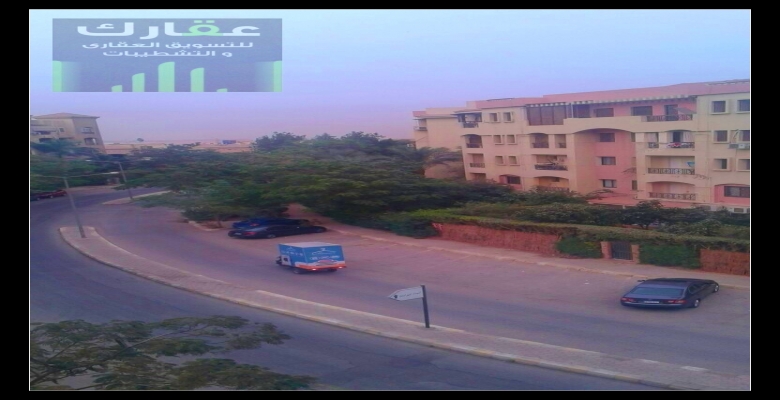 للايجار  ١١٧ متر موقع مميز في كمبوند حي الاشجار أمام دريم لاند