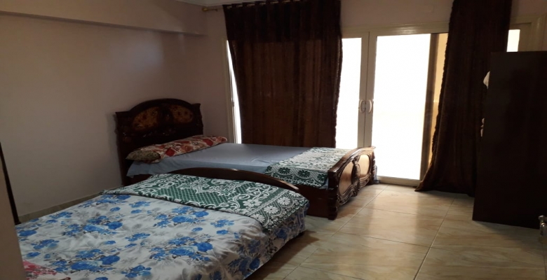 شقة للايجار مفروش -الدور 4 -رؤية للبحر مباشرة بانوراما