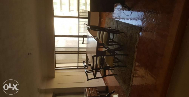 شقة مفروشة للايجار ٢٠٠متر برشدي غير مجروحة