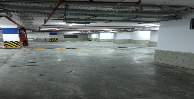 مكتب ادارى  يصلح لكبرى الشركات بموقع متميز بالمهندسين تشطيب الترا سوبر لوكس  