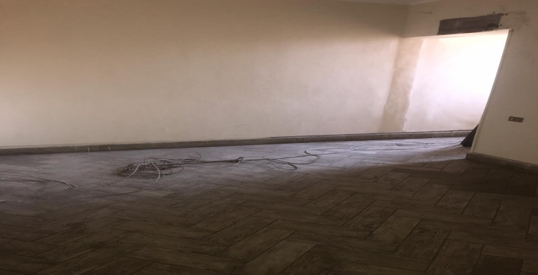 شقة قانون جديد على شارع رئيسى بجامعة الدول