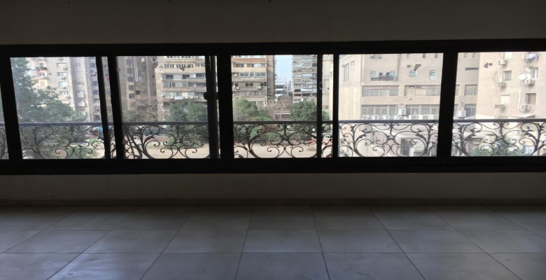 شقة للايجار بشارع مراد