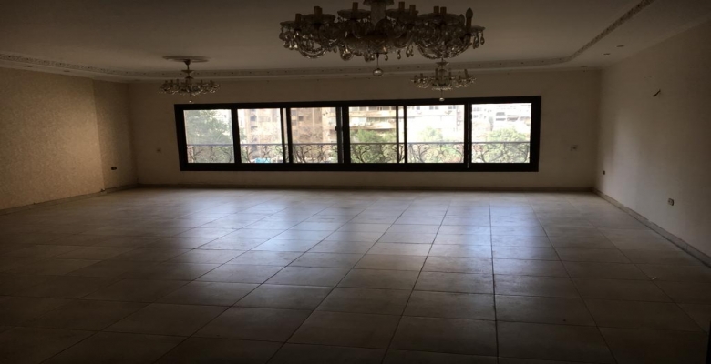 شقة للايجار بشارع مراد