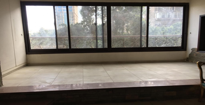 شقة للايجار بشارع مراد