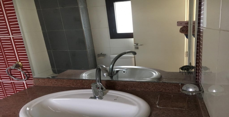 شقة للايجار بشارع مراد