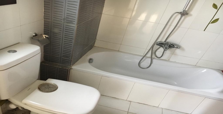 شقة للايجار بشارع مراد