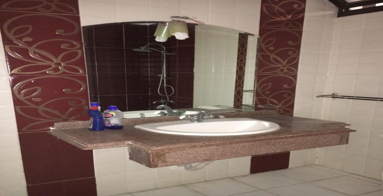 شقة للايجار بشارع مراد