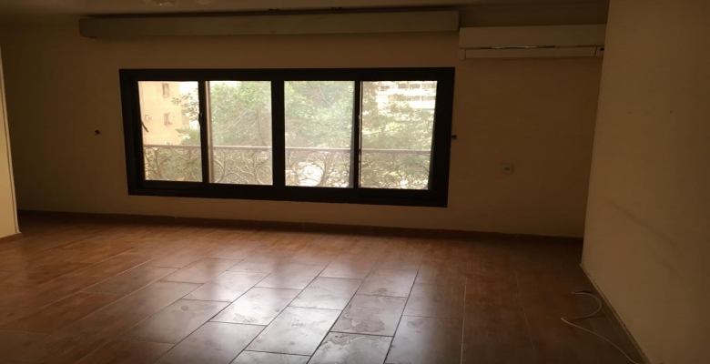 شقة للايجار بشارع مراد