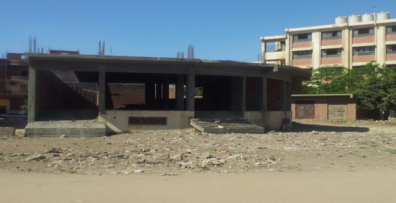 مول تجاري للايجار بالعياط