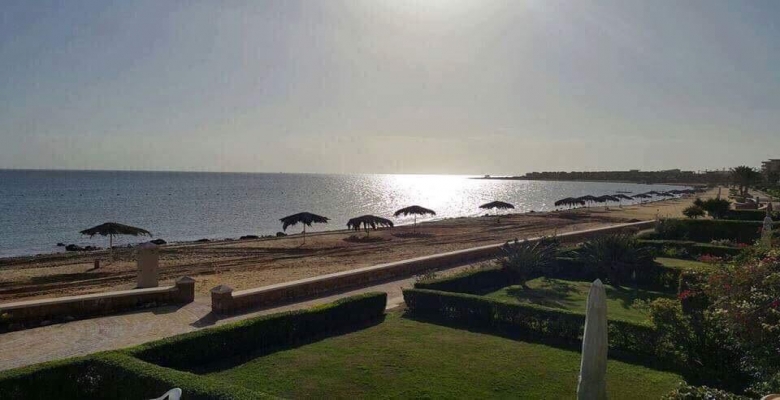 فيلا للايجار في قرية لافيستا بالعين السخنه 4 غرف