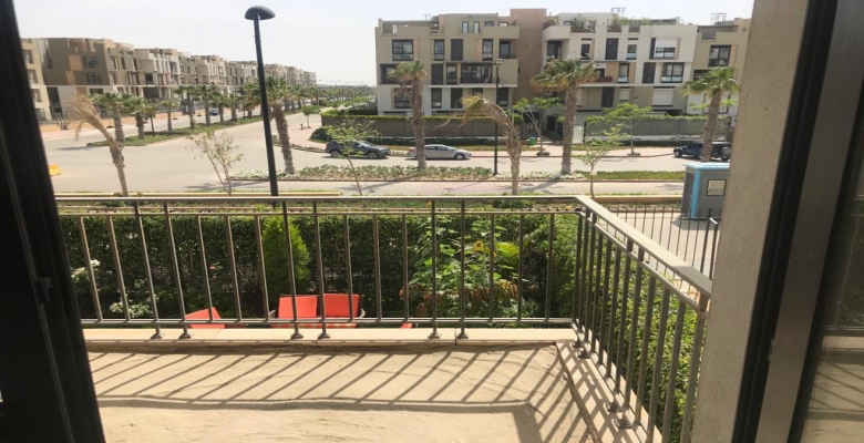 الشيخ زايد- 4 شقق ف كمبوند ويست للبيع