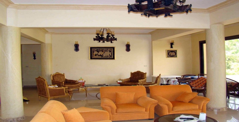 فيلا للبيع الطريق الصحراوى - وادى النخيل