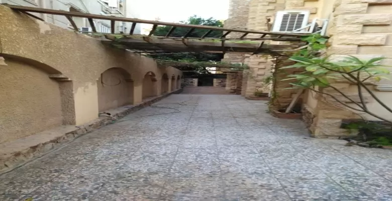 فيلا بالتجمع الخامس - جنوب الاكاديمية