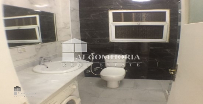 شقة للبيع فى مكان مميز فى الزمالك /algomhoria