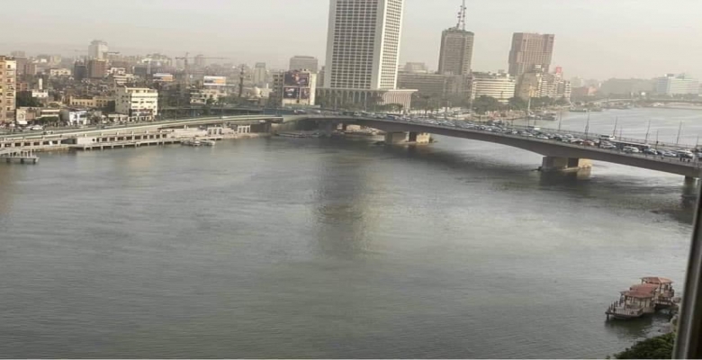 شقة للإيجار تطل على النيل - الزمالك