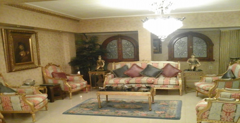 شقه الترا سوبر لوكس للبيع ف الهرم