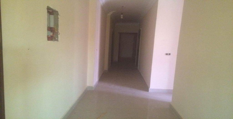 للإيجار شقة ١٧٠ متر بالحى السابع الشيخ زايد