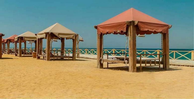 شالية للايجار في قرية بلومار العين السخنة 3 غرف