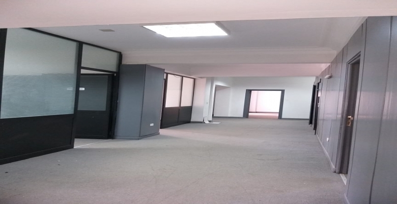 شقة إداري للإيجار - بالزمالك