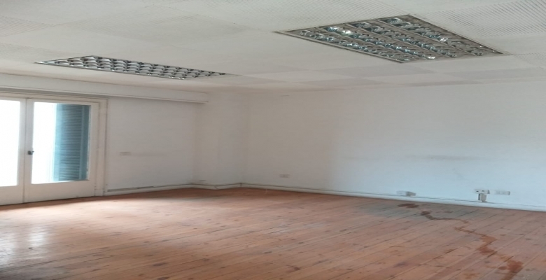 شقة إداري للإيجار - بالزمالك