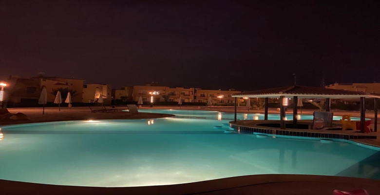 شاليه للبيع - العين السخنة