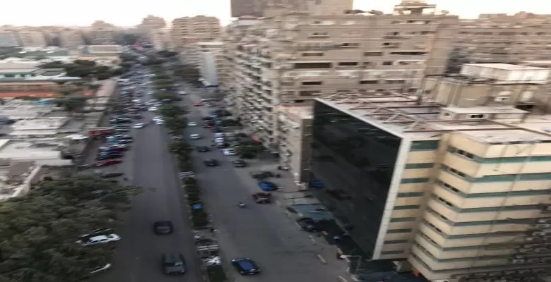 شقه للبيع في الدقى امام نادي الصيد ومحي الدين ابو العز