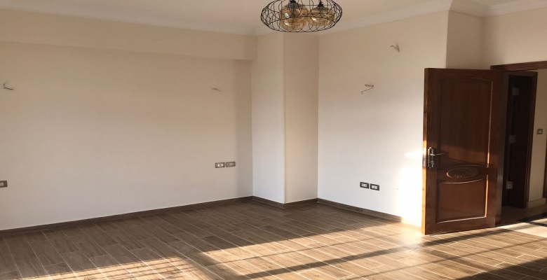 فيلا تاون للإيجار بالتجمع الخامس