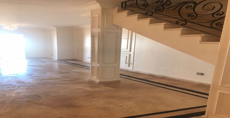 فيلا تاون للإيجار بالتجمع الخامس