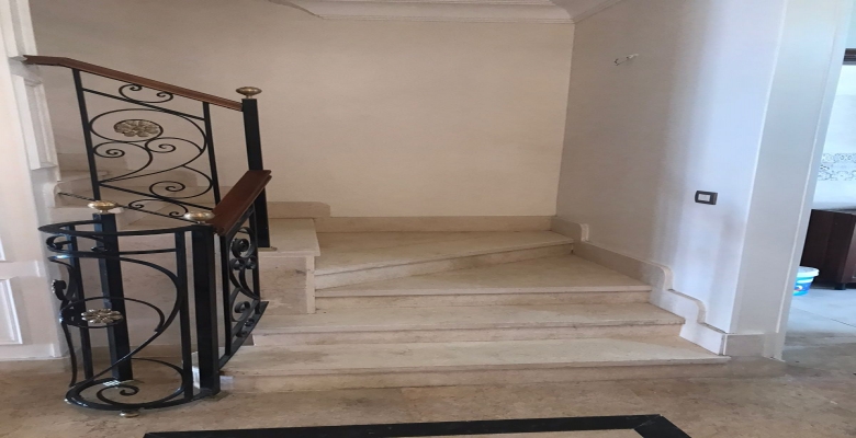 فيلا تاون للإيجار بالتجمع الخامس