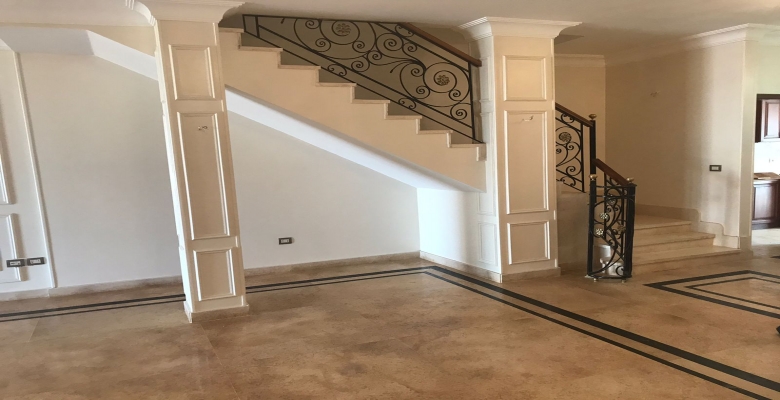 فيلا تاون للإيجار بالتجمع الخامس