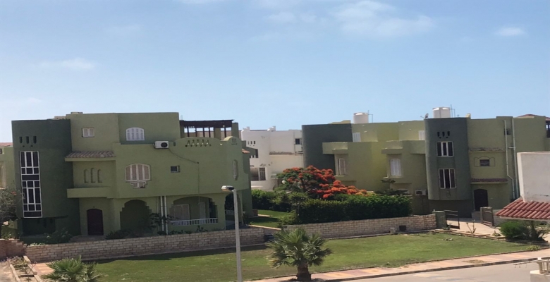 North Coast - green beach -