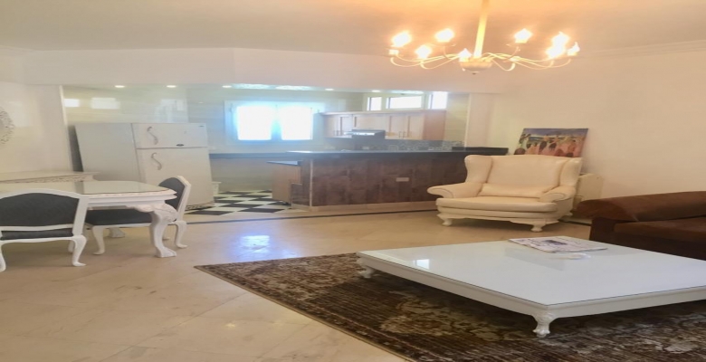 فيلا للايجار- كمبوند العزيزية