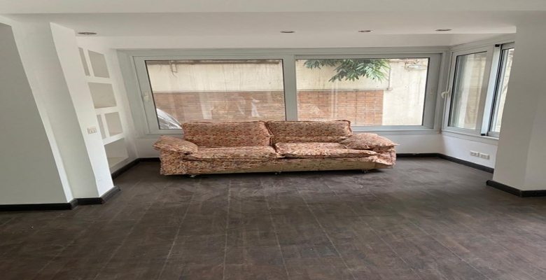 شقة للإيجار دور أرضي تصلح مكتب - بالزمالك