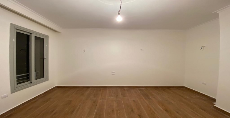 شقة للإيجار - كمبوند فيلدج جيت - بالم هيلز - التجمع الخامس