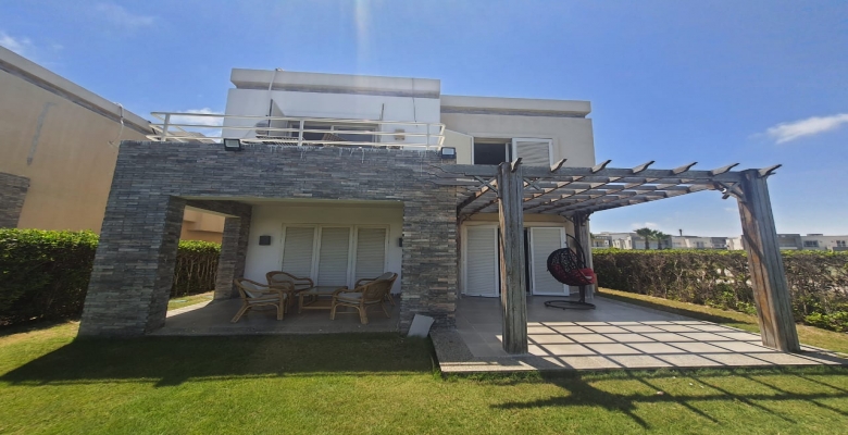 فيلا للايجار بالساحل الشمالي