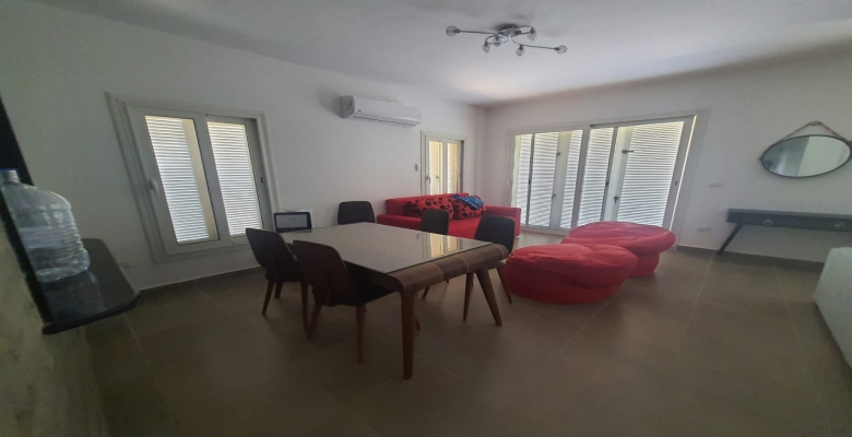 فيلا للايجار بالساحل الشمالي