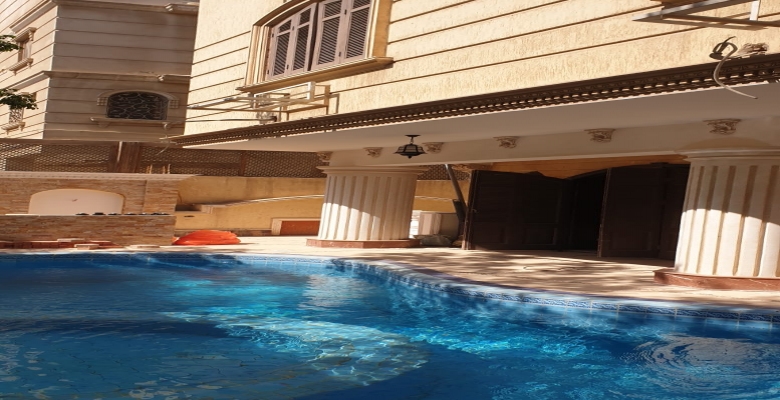 شقه داخل فيلا للايجار ف التجمع الخامس