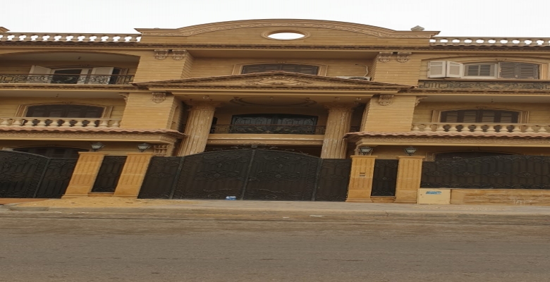 شقه داخل فيلا للايجار ف التجمع الخامس